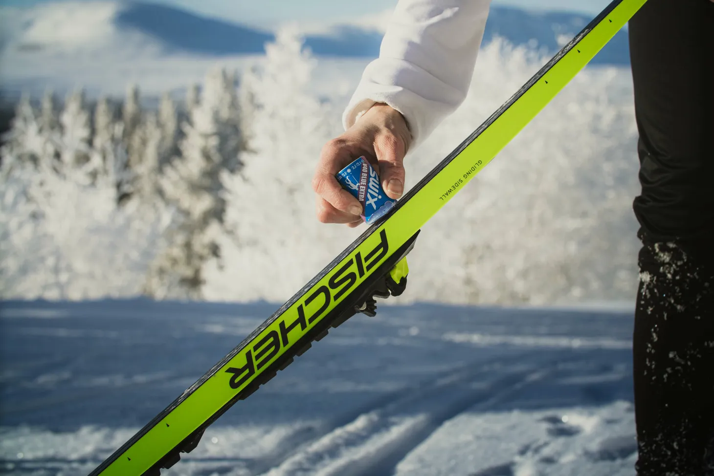 Person vallar sina längdskidor