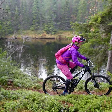Två cyklister på Kåvanturen