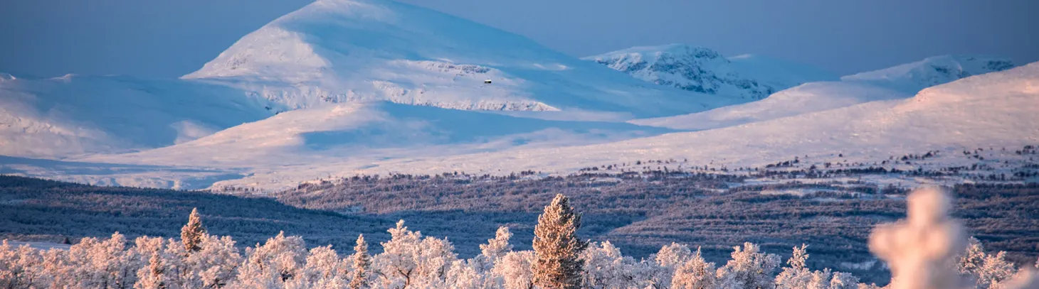 Skarsfjället i vinterskrud